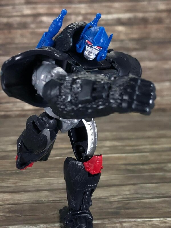 Image Of Transformers Authentics Optimus Primal Bravo Class  (1 of 15)